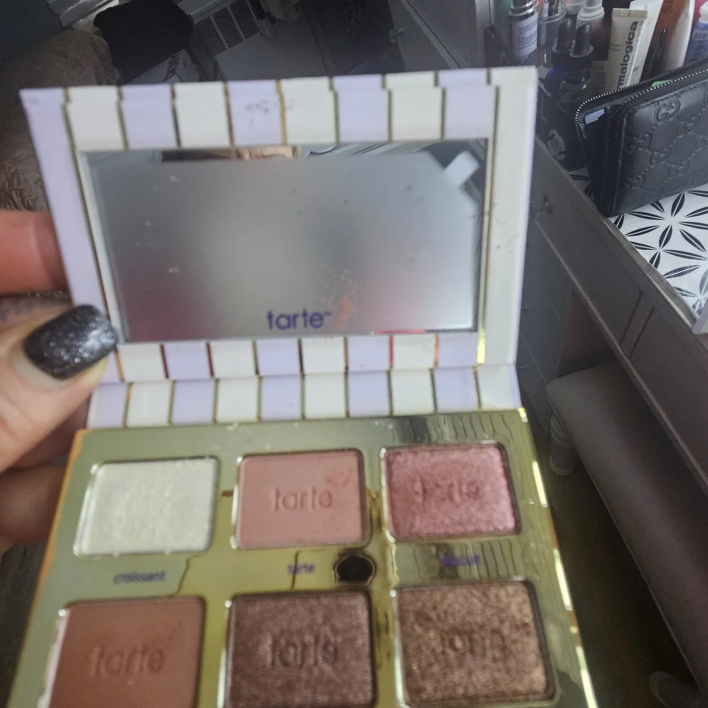 NEW Tarte Eyeshadow Palette with Cream, Pink, and Brown Hues - Picture 2 of 7